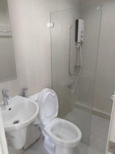 Load image into Gallery viewer, 3 bedroom townhouse for sale in Santa Ana Manila 
